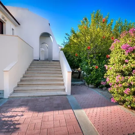 Pefkos Lemon Tree * Pefki (Rhodes)